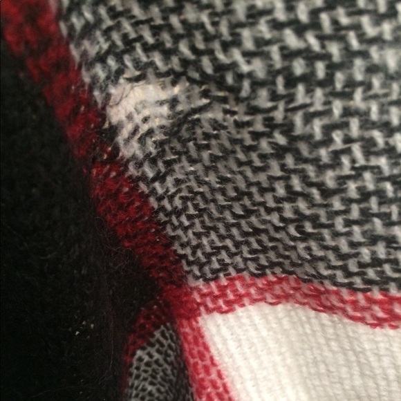 Sample Sale! New Comfy Cozy Chic Plaid Poncho - Picture 7 of 7